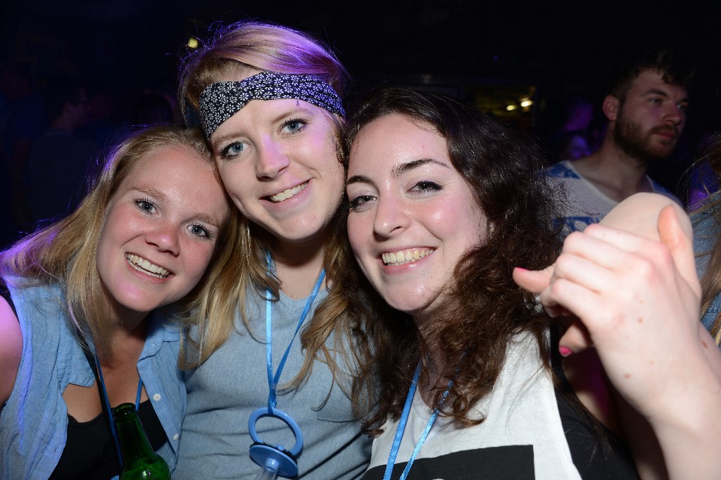 ../Images/Feest zonder naam 2015 327.jpg